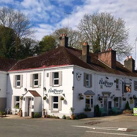 The Halfway House Pub And Kitchen Bed & Breakfast Saint Germans Exterior foto