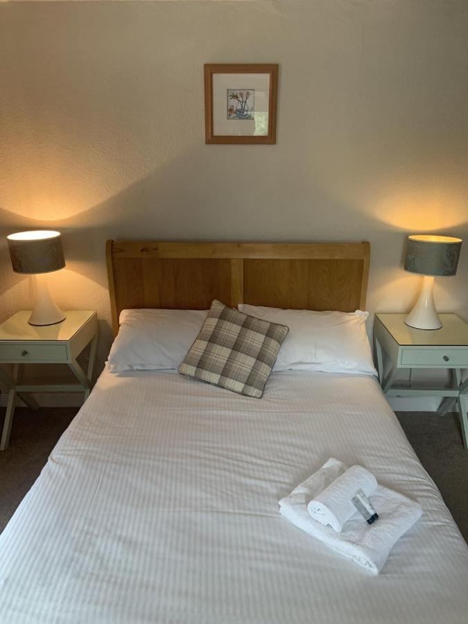 The Halfway House Pub And Kitchen Bed & Breakfast Saint Germans Exterior foto
